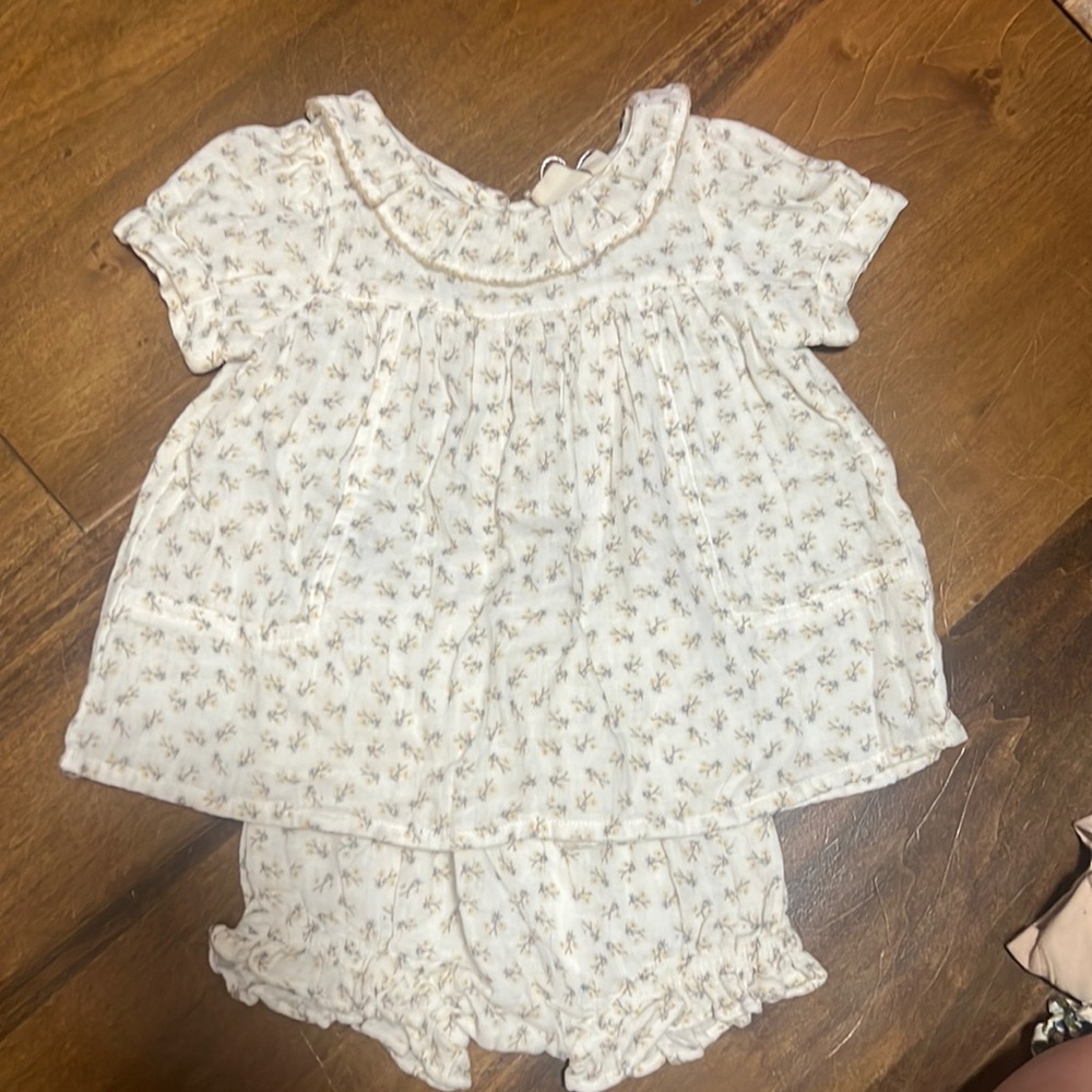 NWT Beet World top and bloomers